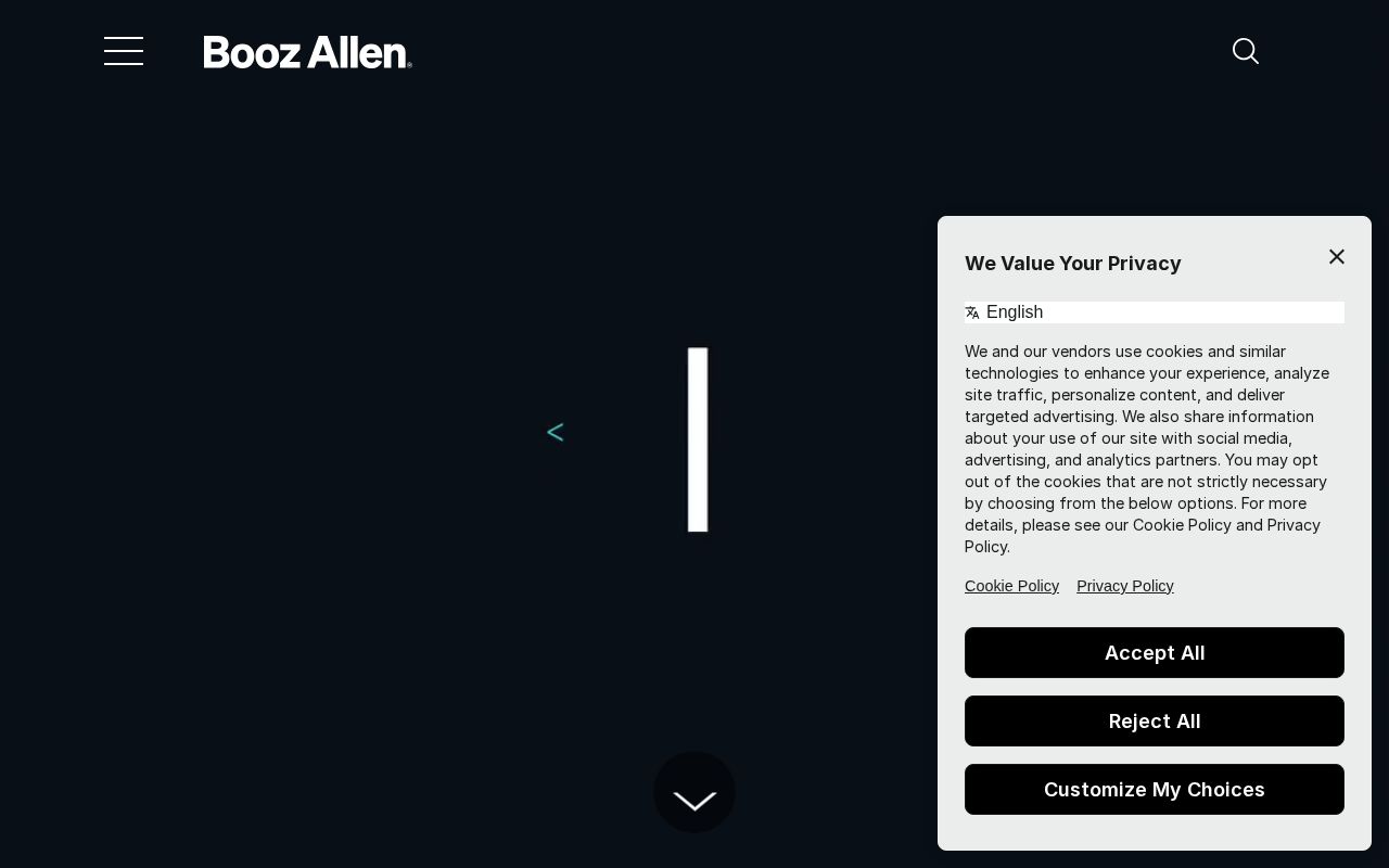 The boozallen.com homepage, first screen