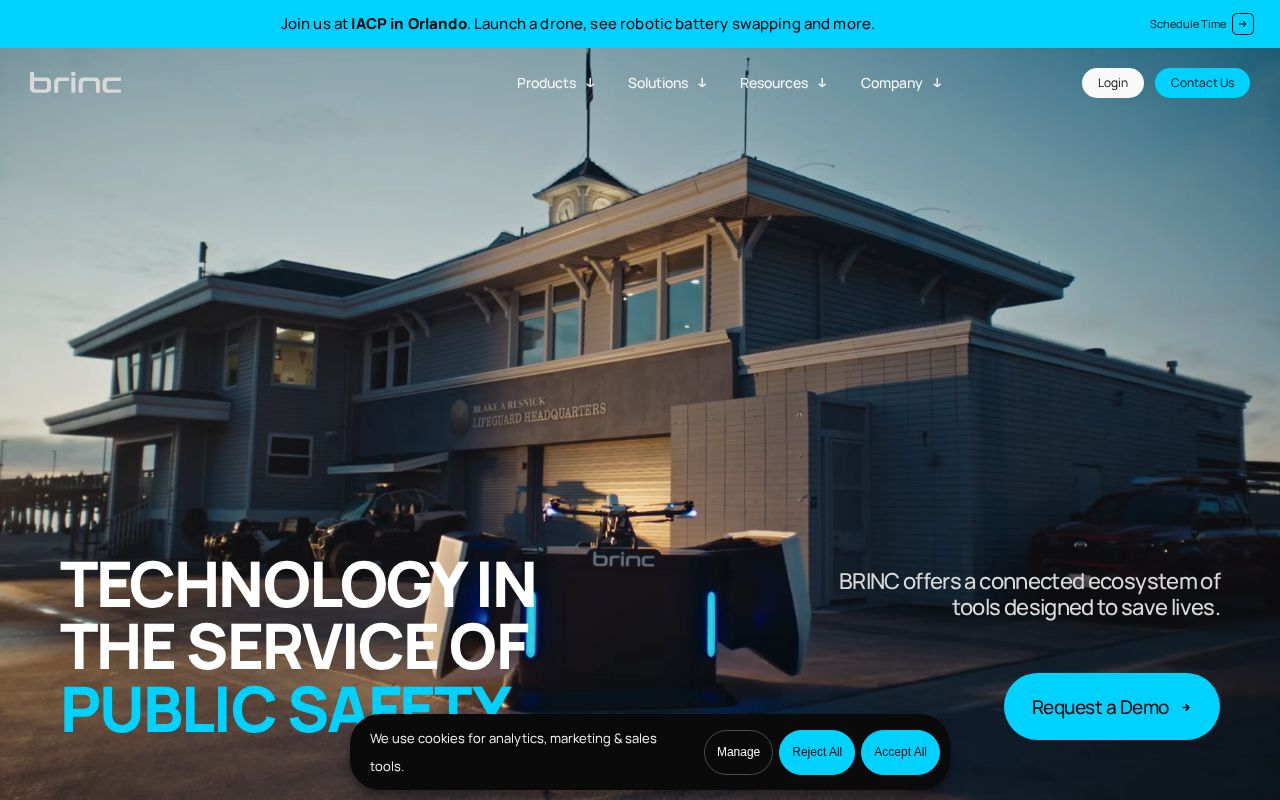 The brincdrones.com homepage, first screen