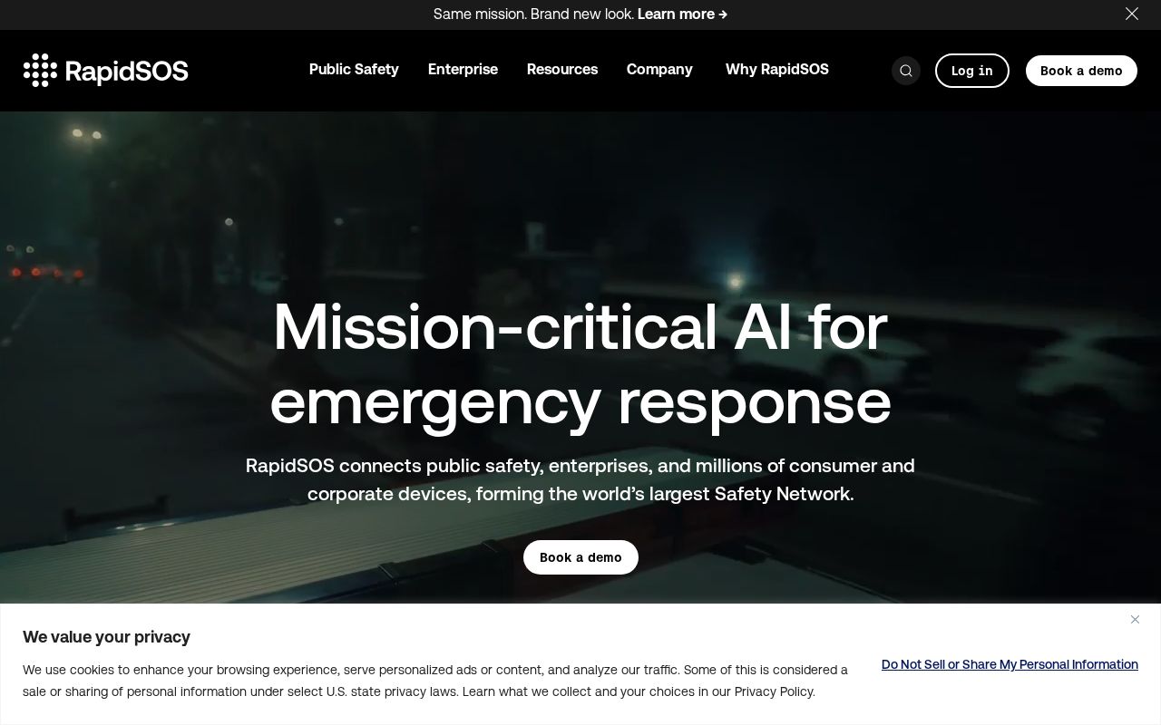 The rapidsos.com homepage, first screen